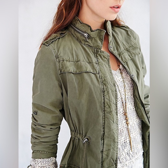 Levi’s Army Green Cotton Parachute Parka - Picture 9 of 11